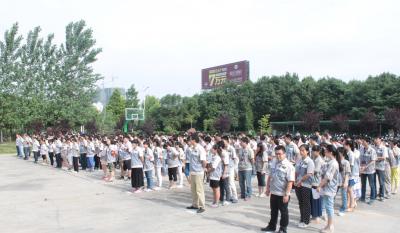 2015合肥必发彩晶事业部消防演练：“清静第一，，预防为主”